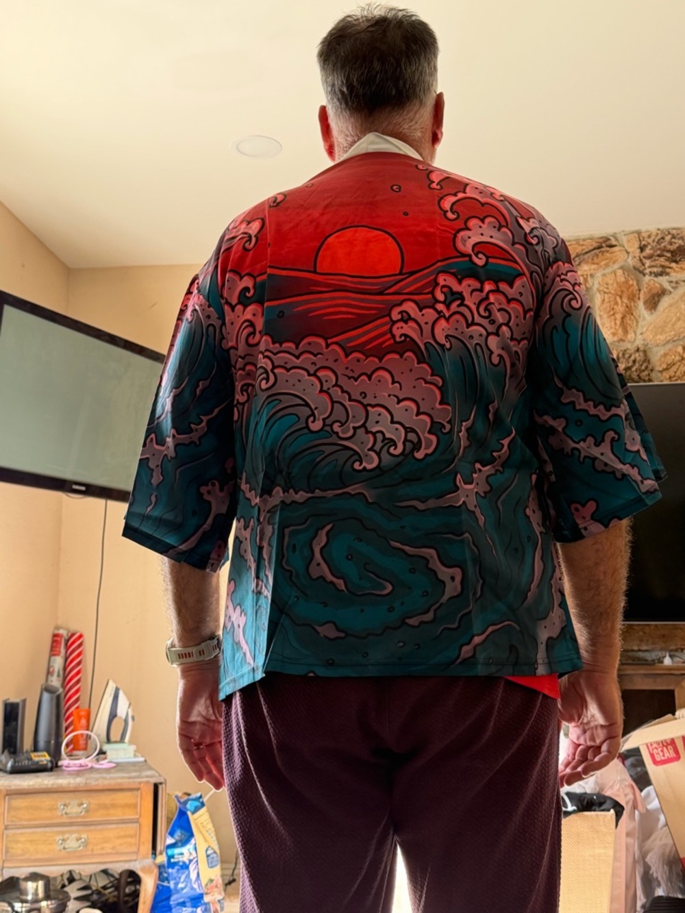 NIEPCE Unisex lightweight kimono featuring a Japanese-inspired wave & cloud S